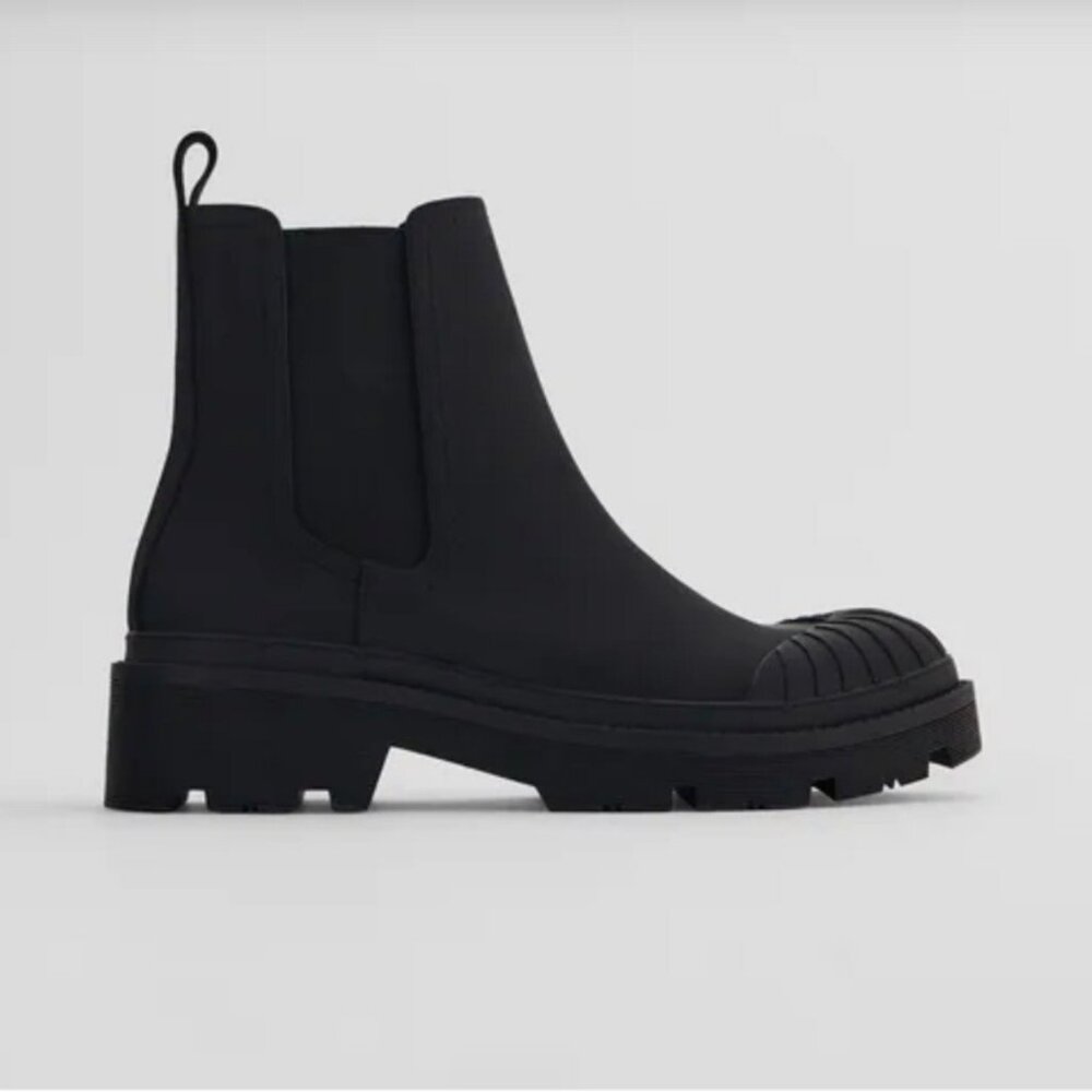 Zara Black Waterproof Ankle Boot with Track Sole